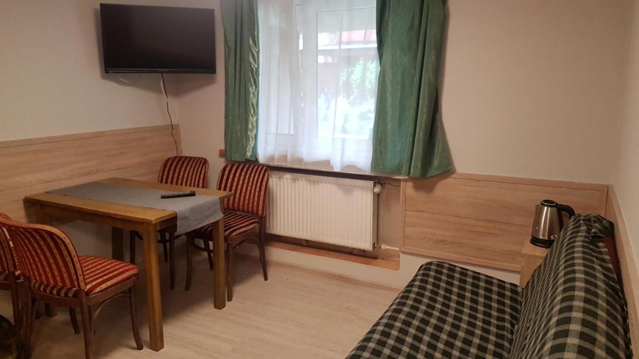 Noclegi Silesia Tychy Exterior foto